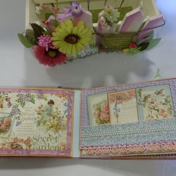 Graphic 45 "SECRET GARDEN" handmade mini album with a box - Picture 11 of 12